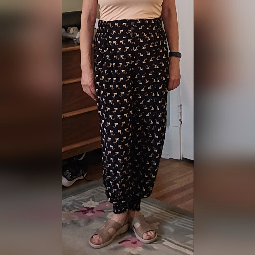 Cool And Comfy Harem Pants, Medium